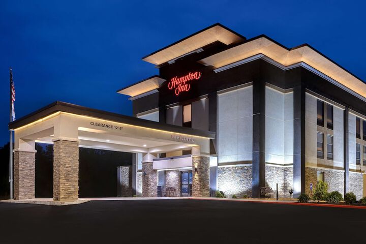 Hotel 4 of 39