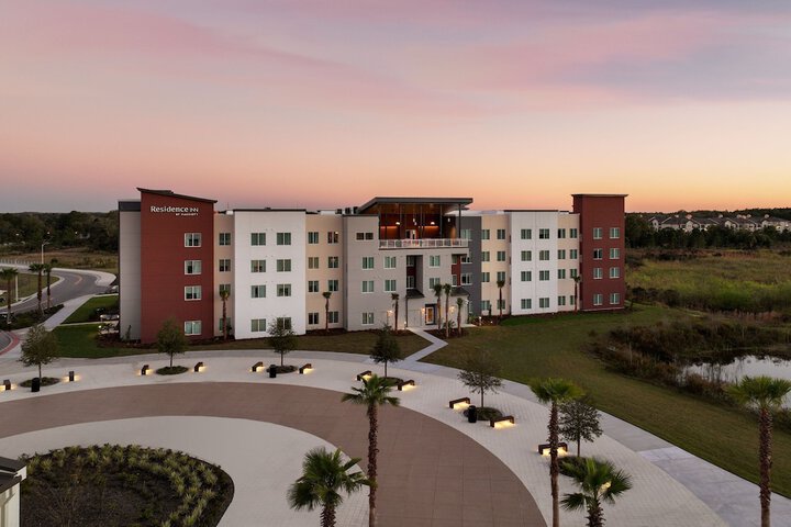 Hotel 2 of 51