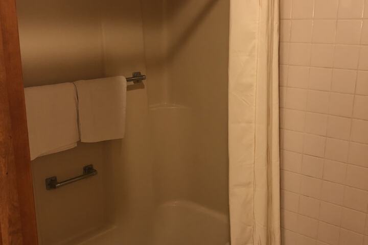 Room 8 of 26