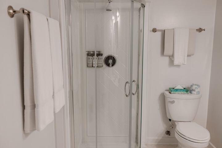 Room 13 of 63
