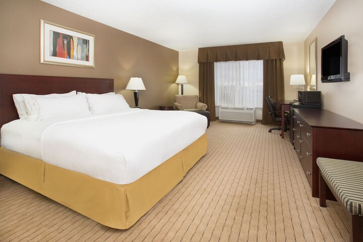 Room 21 of 35