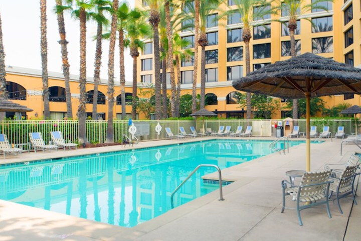 Delta Hotels by Marriott Anaheim Garden Grove