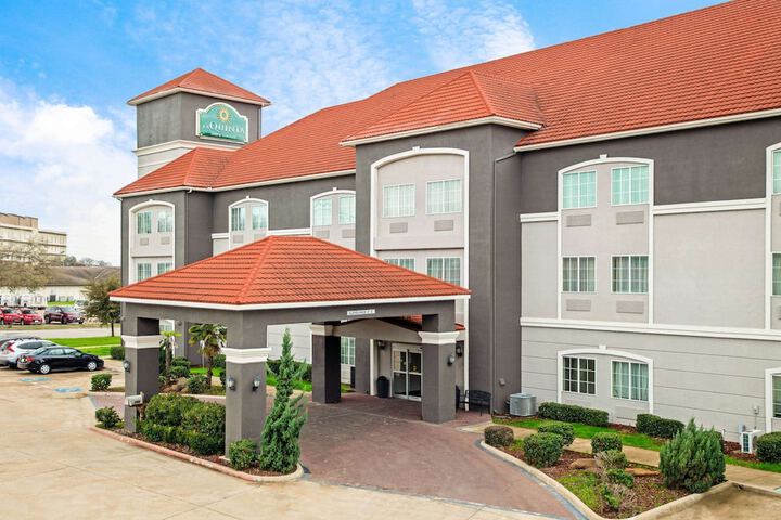 Hotel 4 of 29