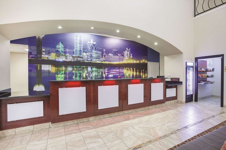 La Quinta Inn & Suites by Wyndham Garland Harbor Point