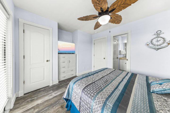 Room 16 of 31