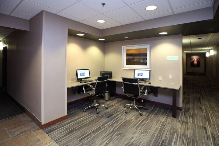 Holiday Inn & Suites Duluth Downtown by IHG