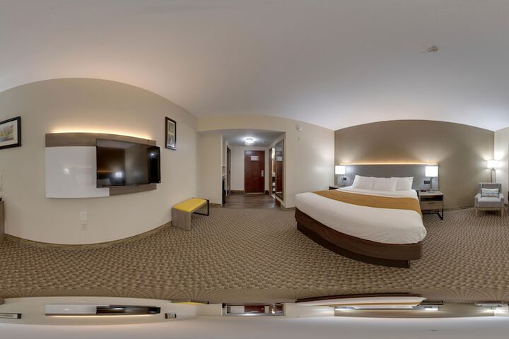 Room 21 of 48