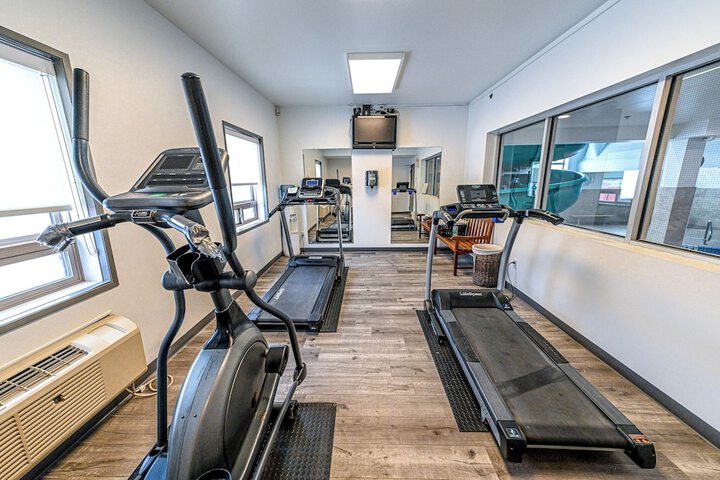 Service Plus Inn & Suites Grande Prairie