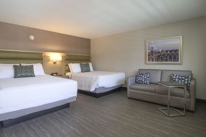 Room 11 of 21