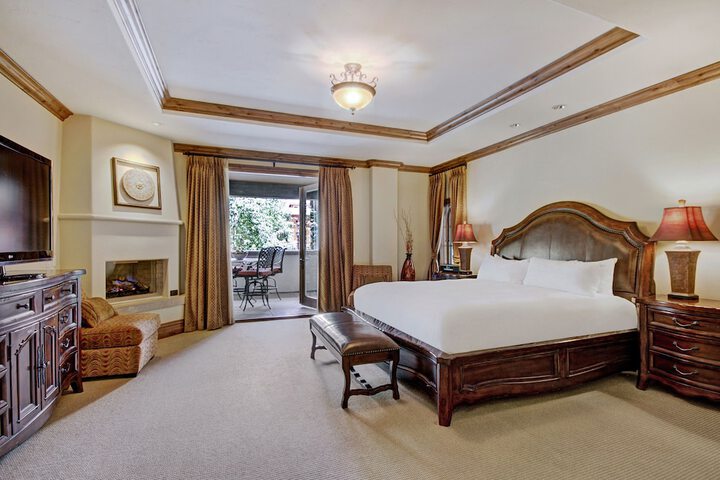 Room 198 of 450