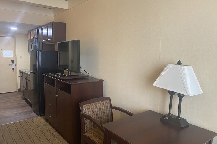 Room 25 of 52
