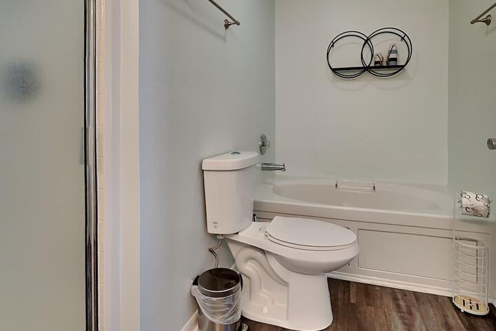 Room 14 of 27