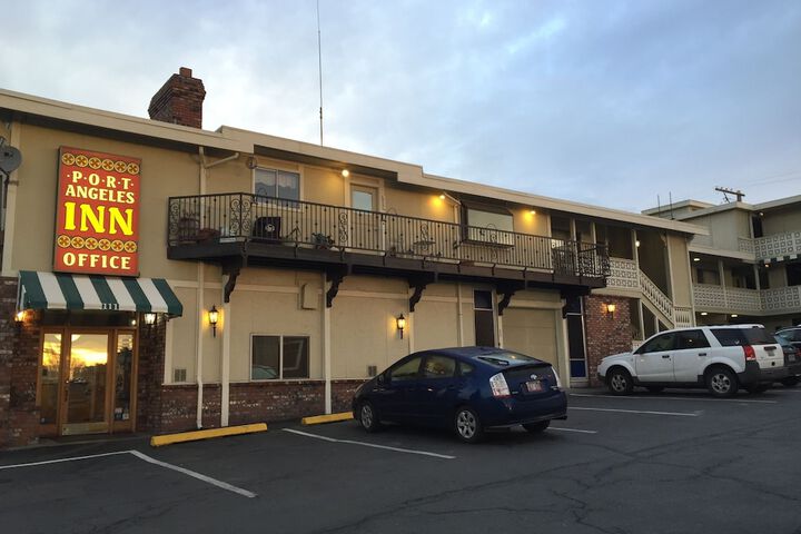 Port Angeles Inn