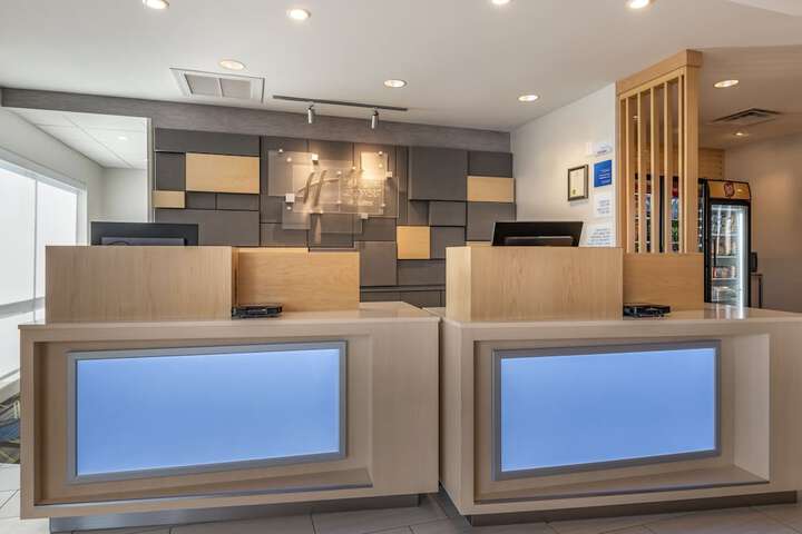 Holiday Inn Express & Suites Carlisle Southwest – I-81 by IHG