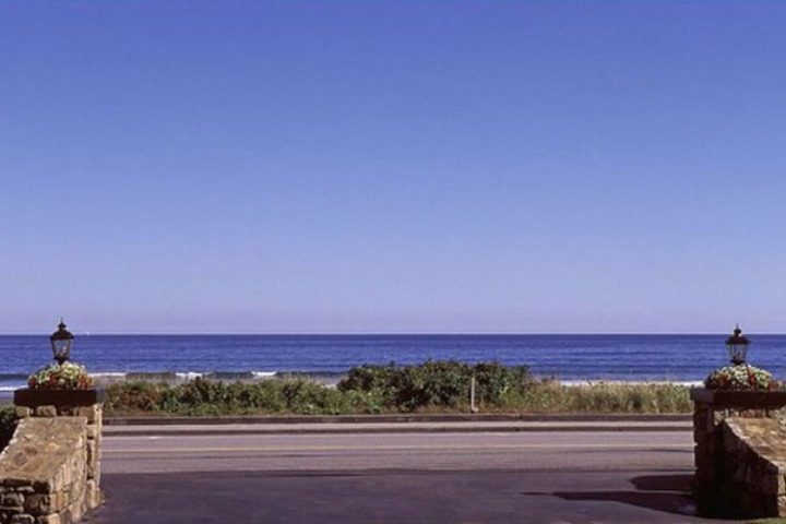 Long Beach Motor Inn