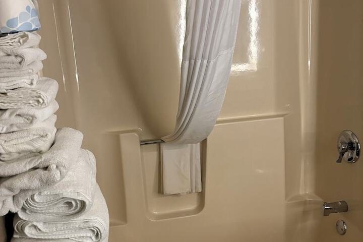 Room 16 of 56