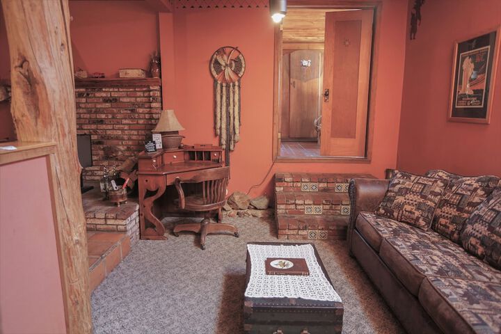 Room 37 of 68