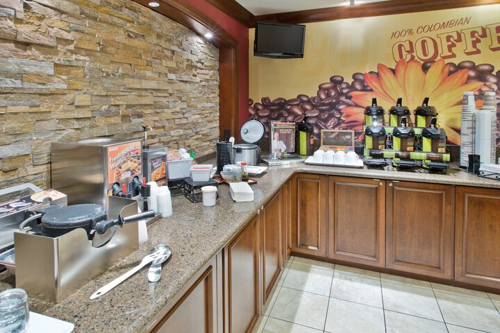 Staybridge Suites Everett-Paine Field by IHG