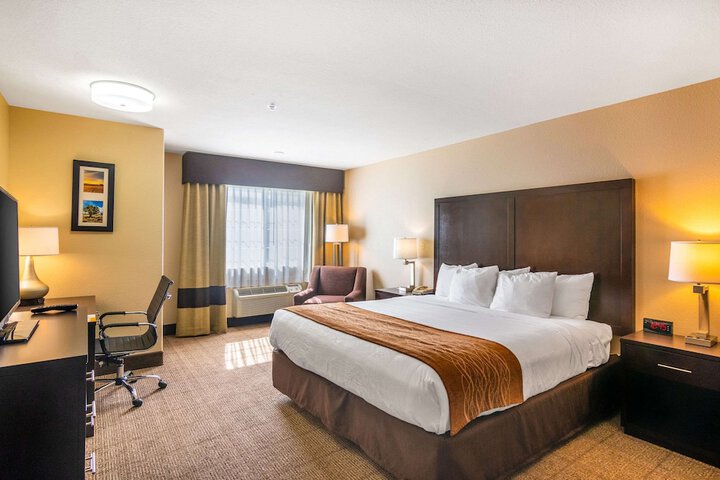 Comfort Inn & Suites Mojave