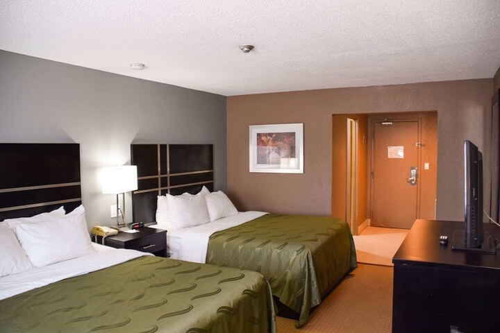 Room 40 of 75