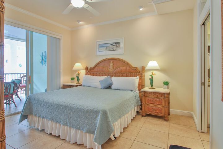 Tortuga Inn Beach Resort