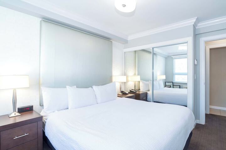 Sandman Hotel & Suites Kelowna