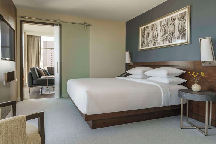 Hyatt Regency Houston / Galleria