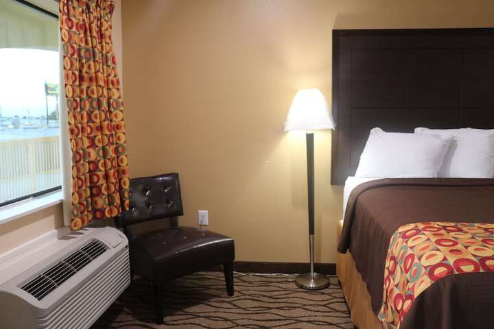 Room 19 of 21