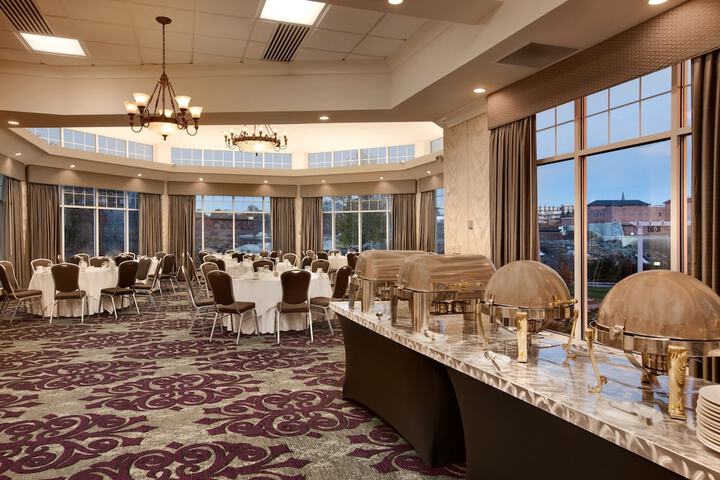 Ballroom/Hall 47 of 51