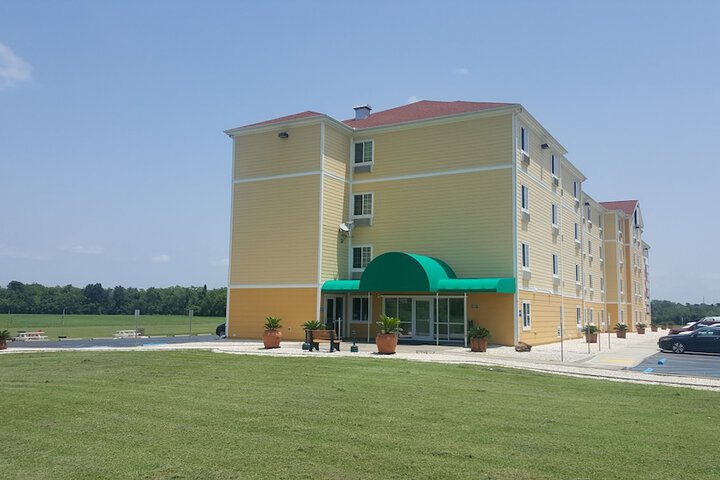 Hotel 4 of 35