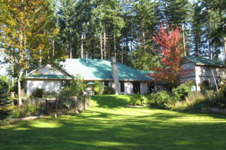 Auberge de Seattle French Country Inn