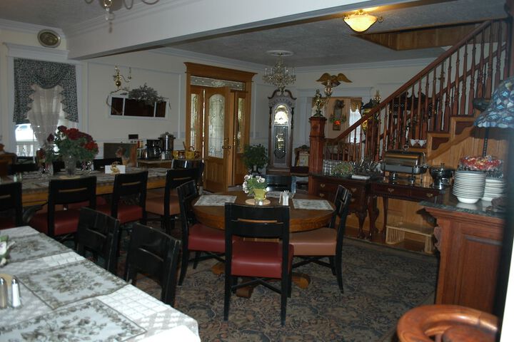 Breakfast/Coffee Service 159 of 171