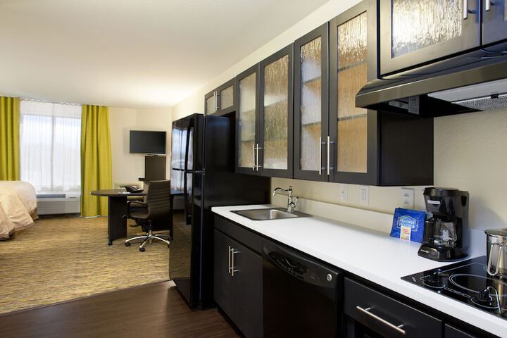 Candlewood Suites Carrollton by IHG