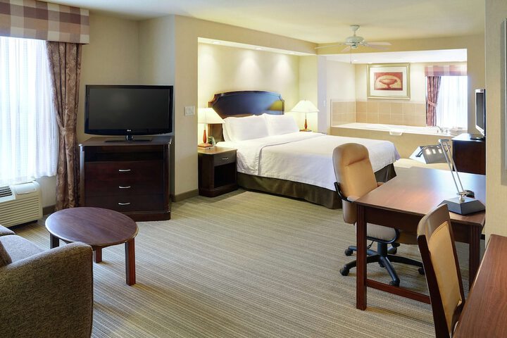 Room 16 of 46