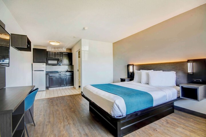 Studio 6 Extended Stay - Ocean Springs MS