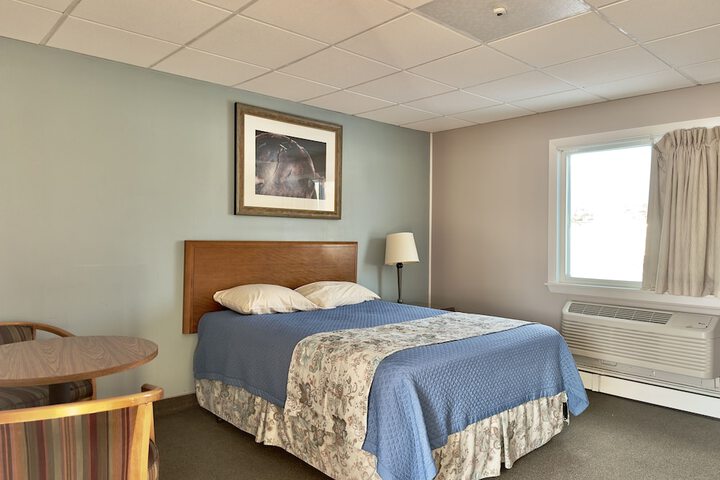 Room 16 of 35