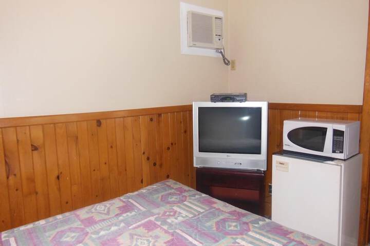 Room 9 of 39