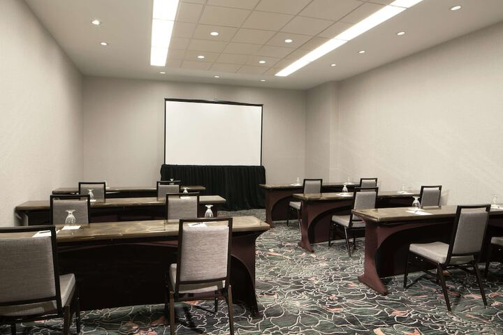 Hilton Atlanta / Marietta Hotel & Conference Center
