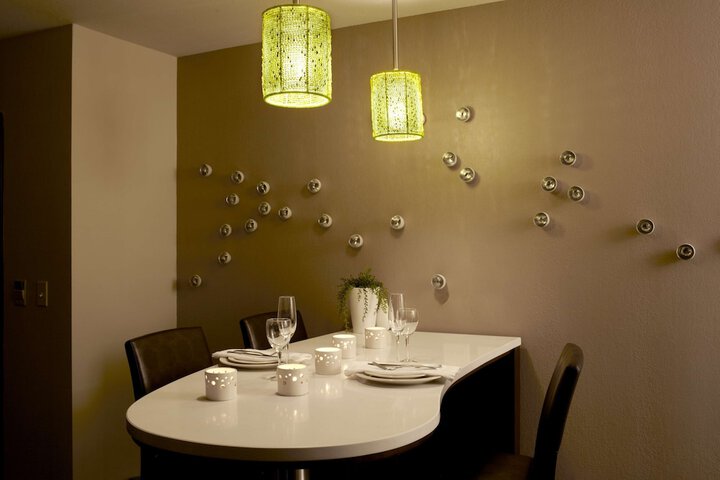 Room 12 of 26