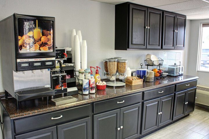 Breakfast/Coffee Service 35 of 35