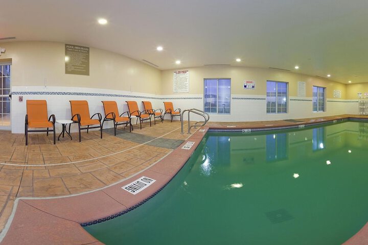 Pool 4 of 31