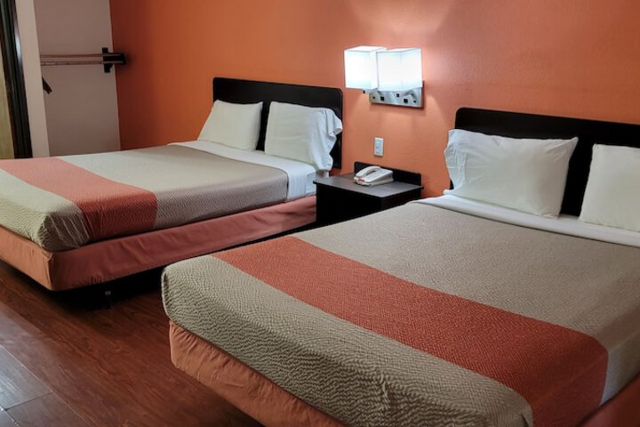 Room 48 of 58