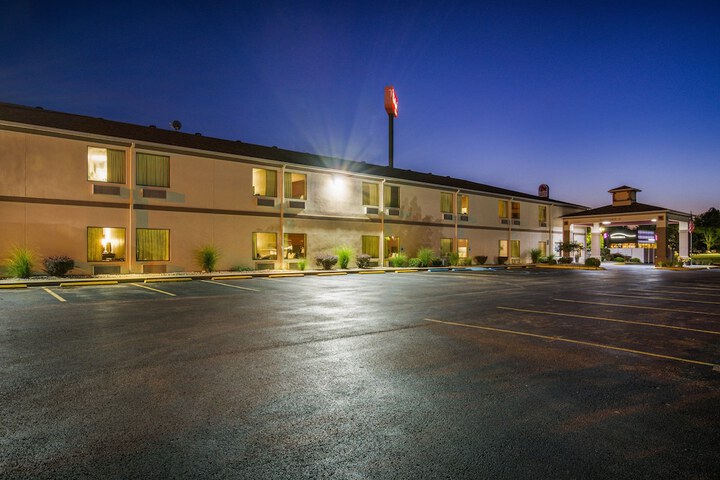 Hotel 5 of 33
