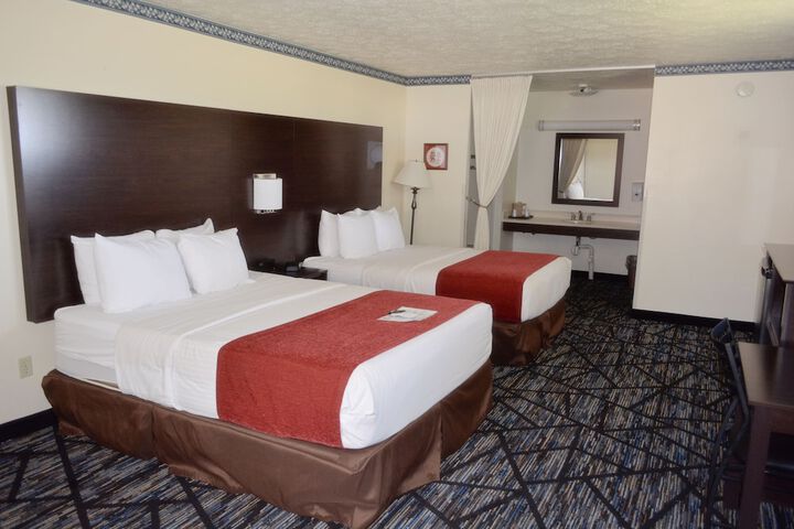Room 13 of 19