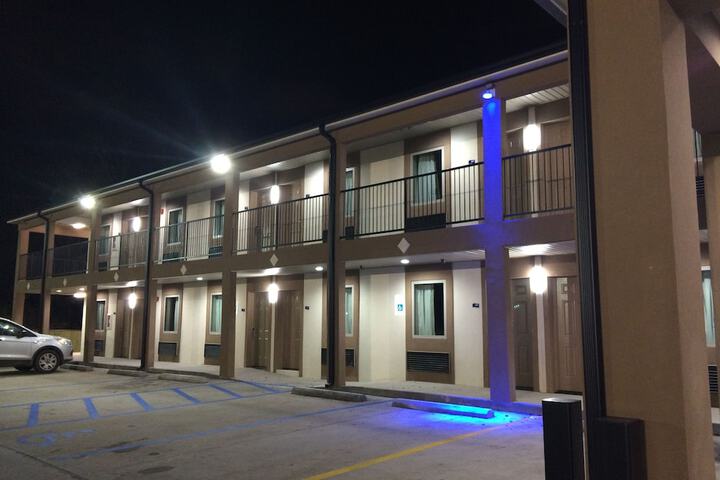 Hotel 2 of 23