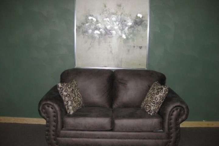 Room 16 of 28
