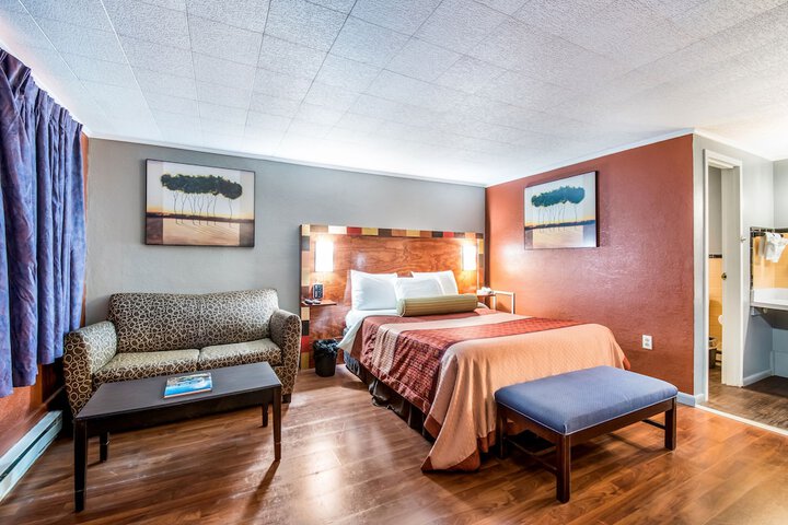Room 17 of 32