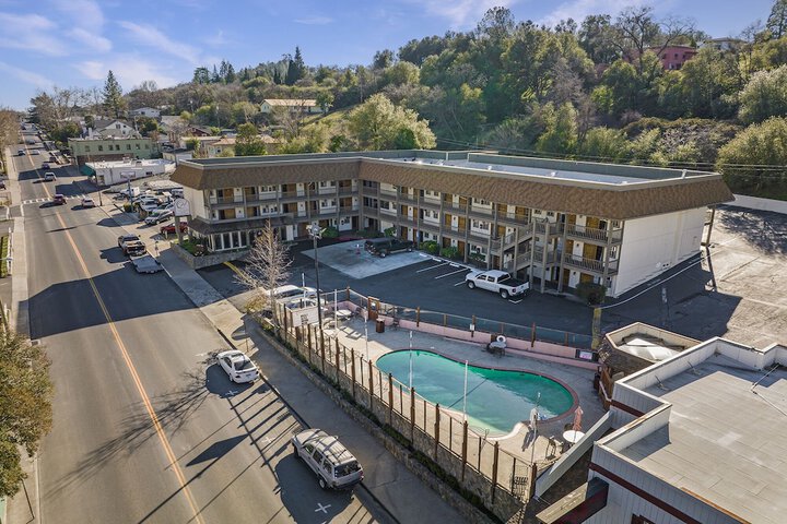 Heritage Inn Yosemite / Sonora