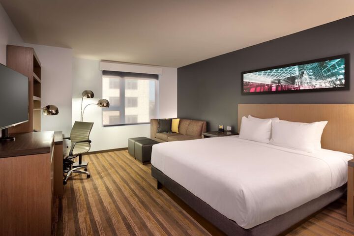 Room 40 of 59