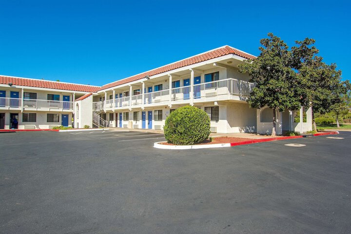 Hotel 3 of 25